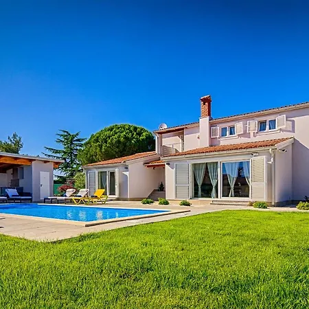 Villa Family-villa Captains House, Schoener Grosser Pool Und Riesiger Garten